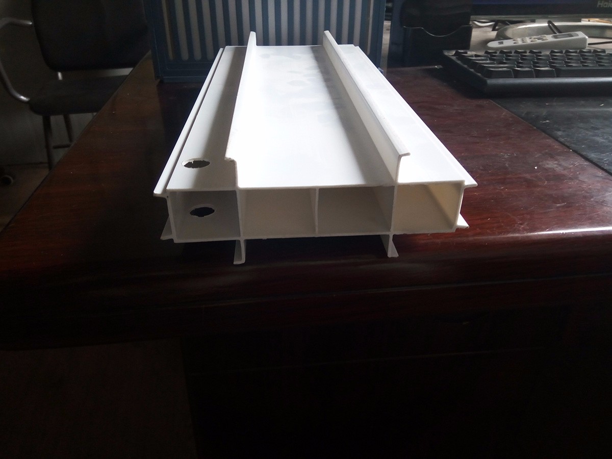 德阳立面拉缝板 (1)150MM宽拉缝板